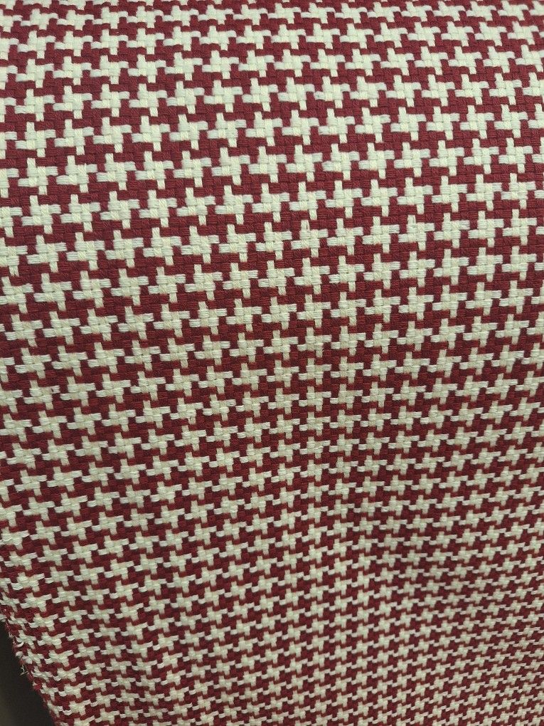 Cross Stitch Red/white Linen