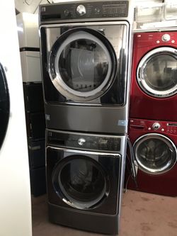 Kenmore elite steam washer and steam gas dryer w: 30”