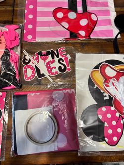 Minnie Mouse Birthday Party Decoration Bundle