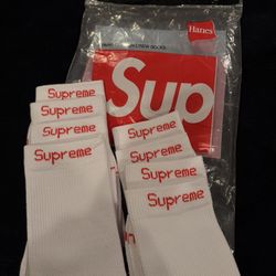 Supreme Socks 