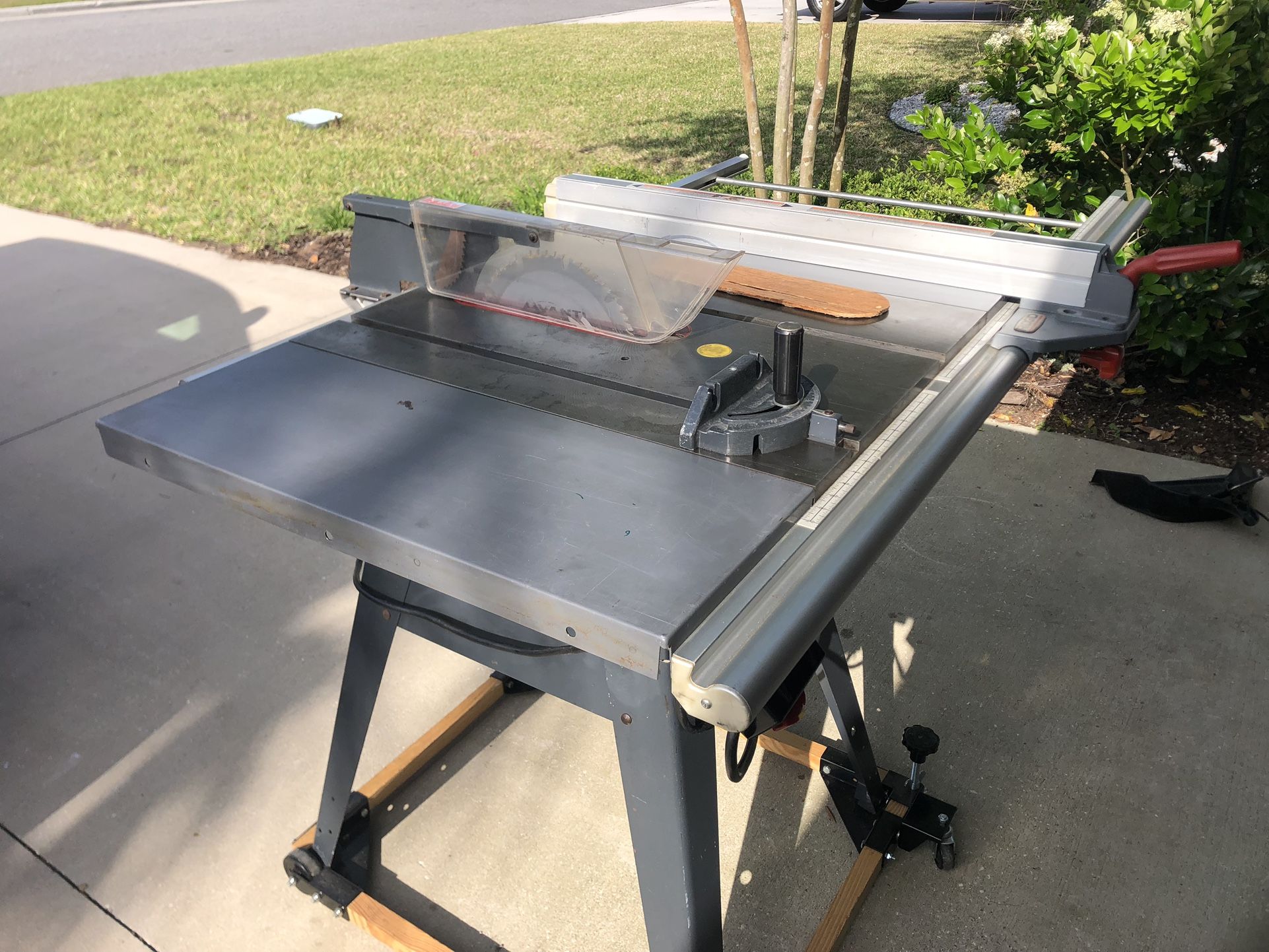 Table Saw Craftsman 10”  Contractor Saw