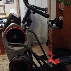 M5 Bow flex Max Trainer Elliptical