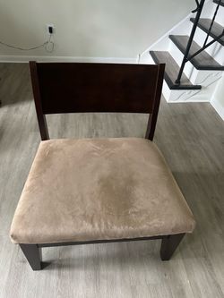 Set of 2 Wood Side Chairs with Padded Seats — Very Comfortable