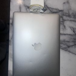 Apple MacBook Air 