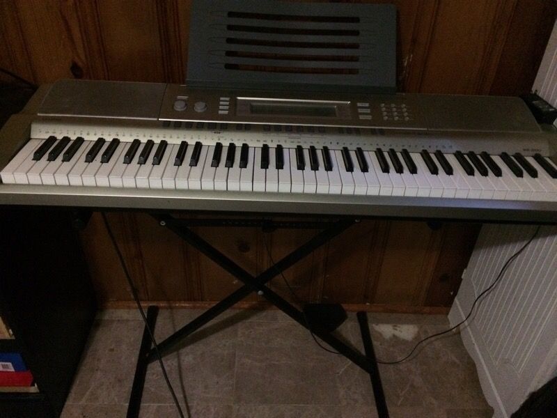 Casio wk-200 keyboard