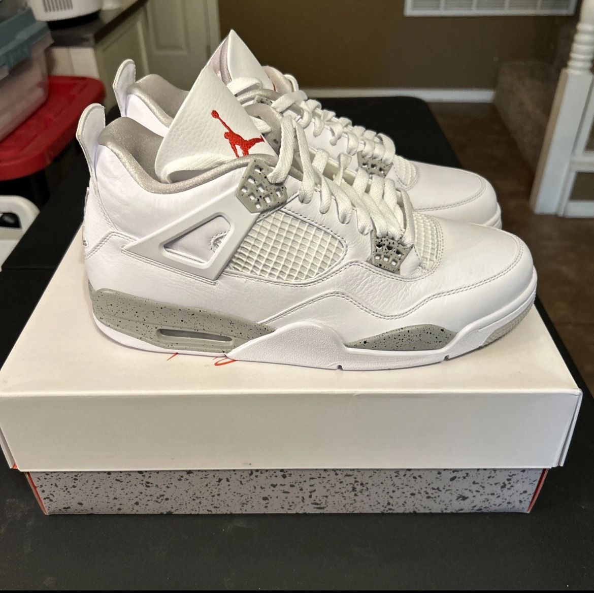 Jordan 4 White Oreo Men’s size 10