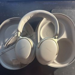 Bose Quiet Comfort Ultra (Sandstone)