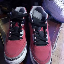 Jordans women size ,7.5