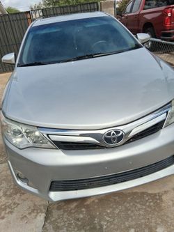 2013 Toyota Camry xle Sunroof