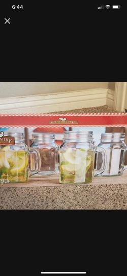 Cet Of 4 Mugs 17oz Each