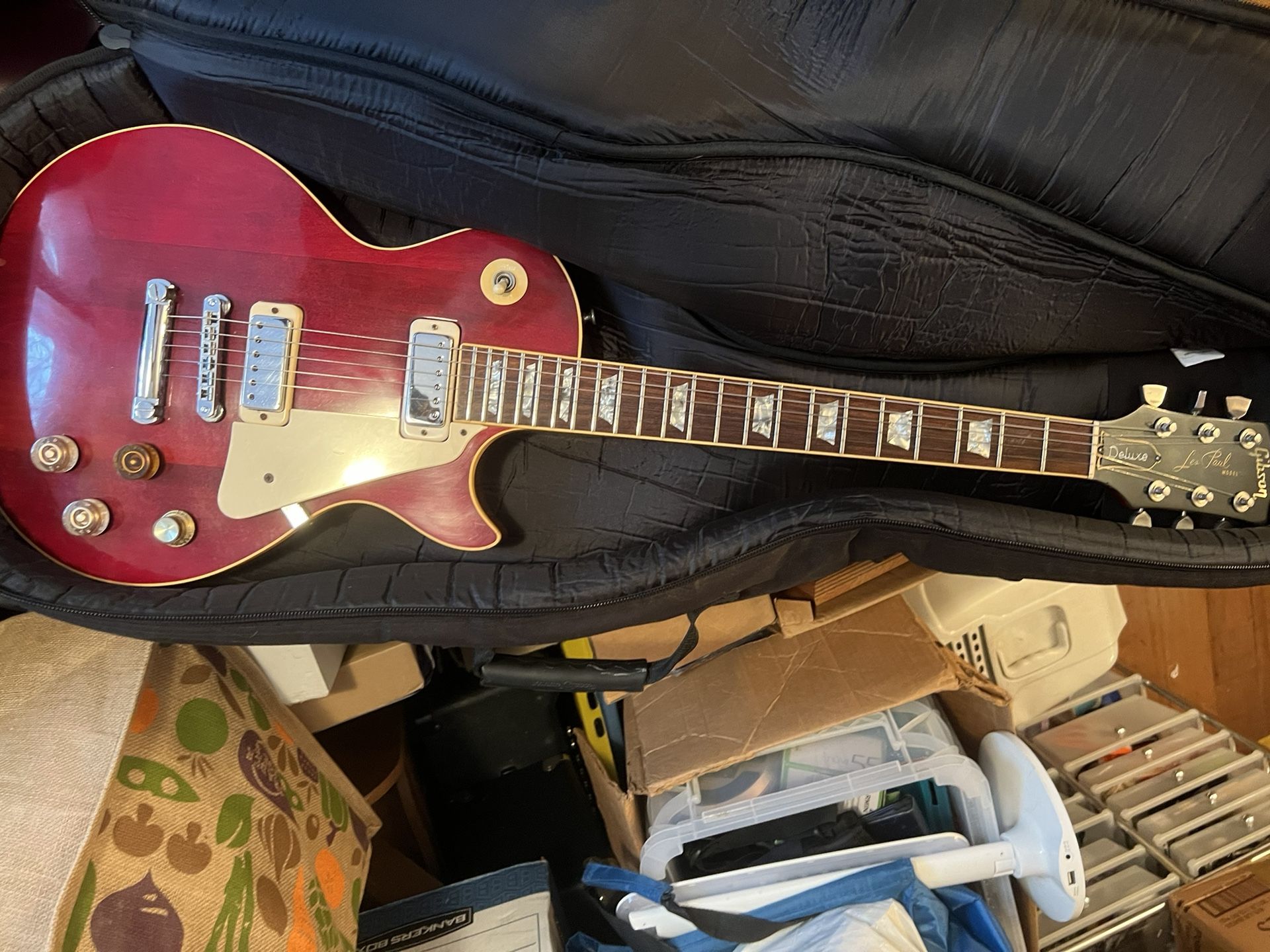 Gibson Les Paul Deluxe