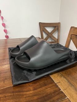 Yeezy slide YS-01