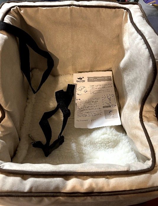 Dog Console Seat