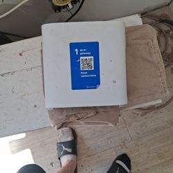 Att WiFi Gateway Like New