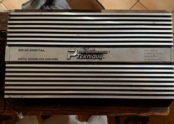 Performance Teknique 2000W Mono Amplifier + Bass Knob