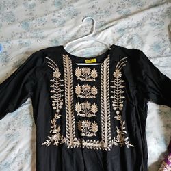 Beautiful Black Pakistani Dress For Sale 