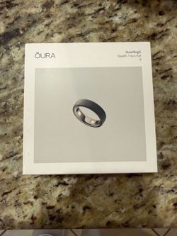 OURA RING 5 Size 8 Color Stealth BRAND NEW UNOPENED