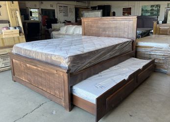 Queen Bed W Twin Trundle And 2 Mattresses 
