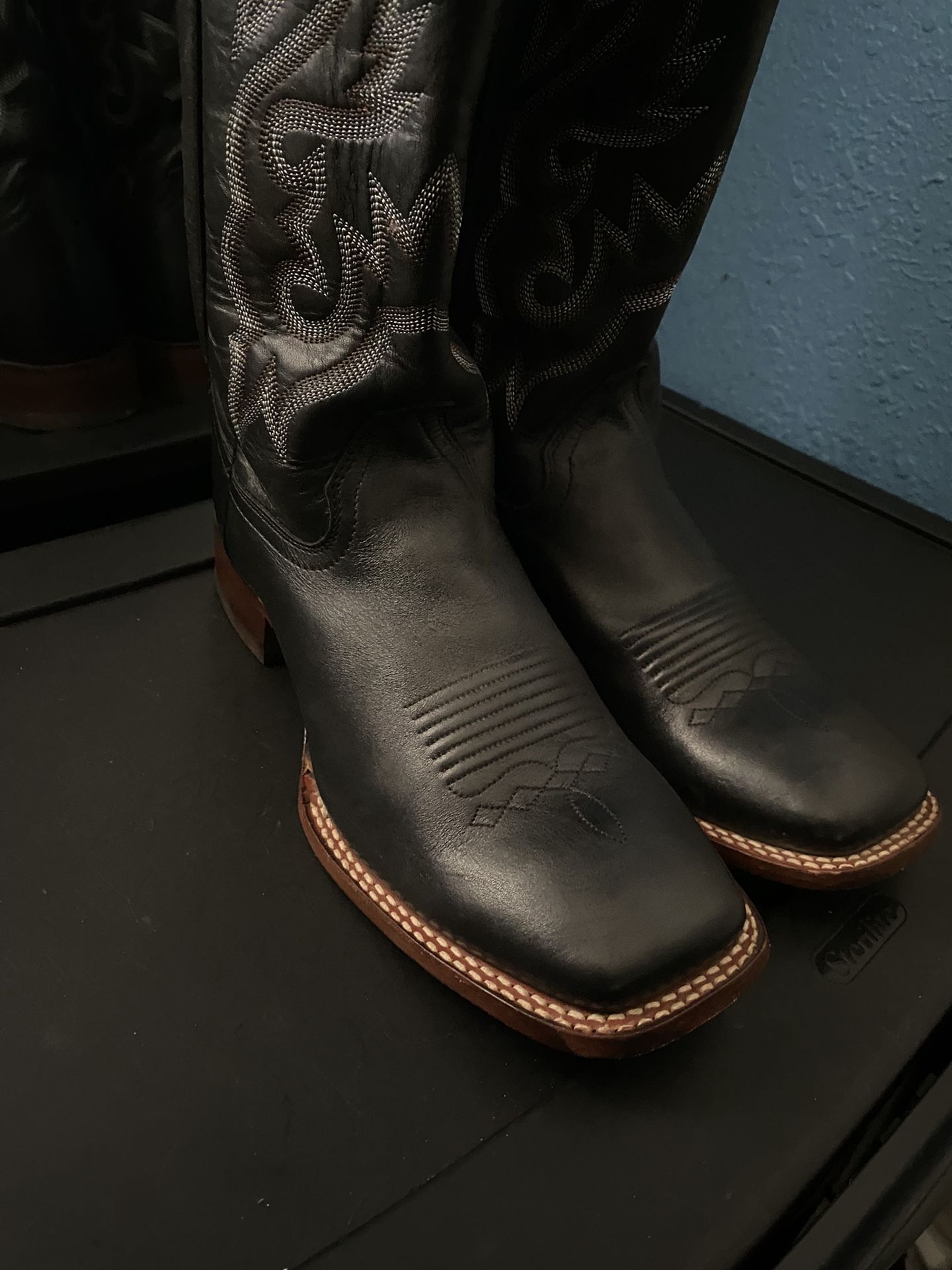 Black Cody James Square Toe Boots 9.5