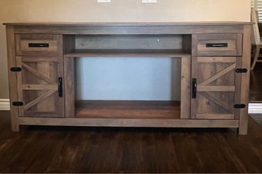 🔥 Rustic Farmhouse TV Stand / Media Console – $250
