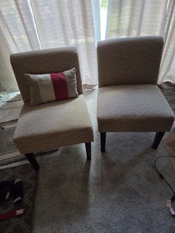 2 Living Room Chairs