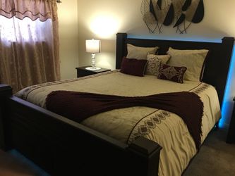 King Bed Frame 7 pieces