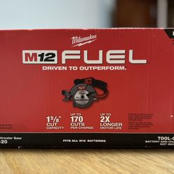 Milwaukee m12  skill saw