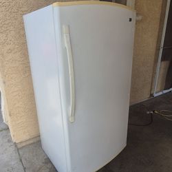 MAYTAG Freezer 