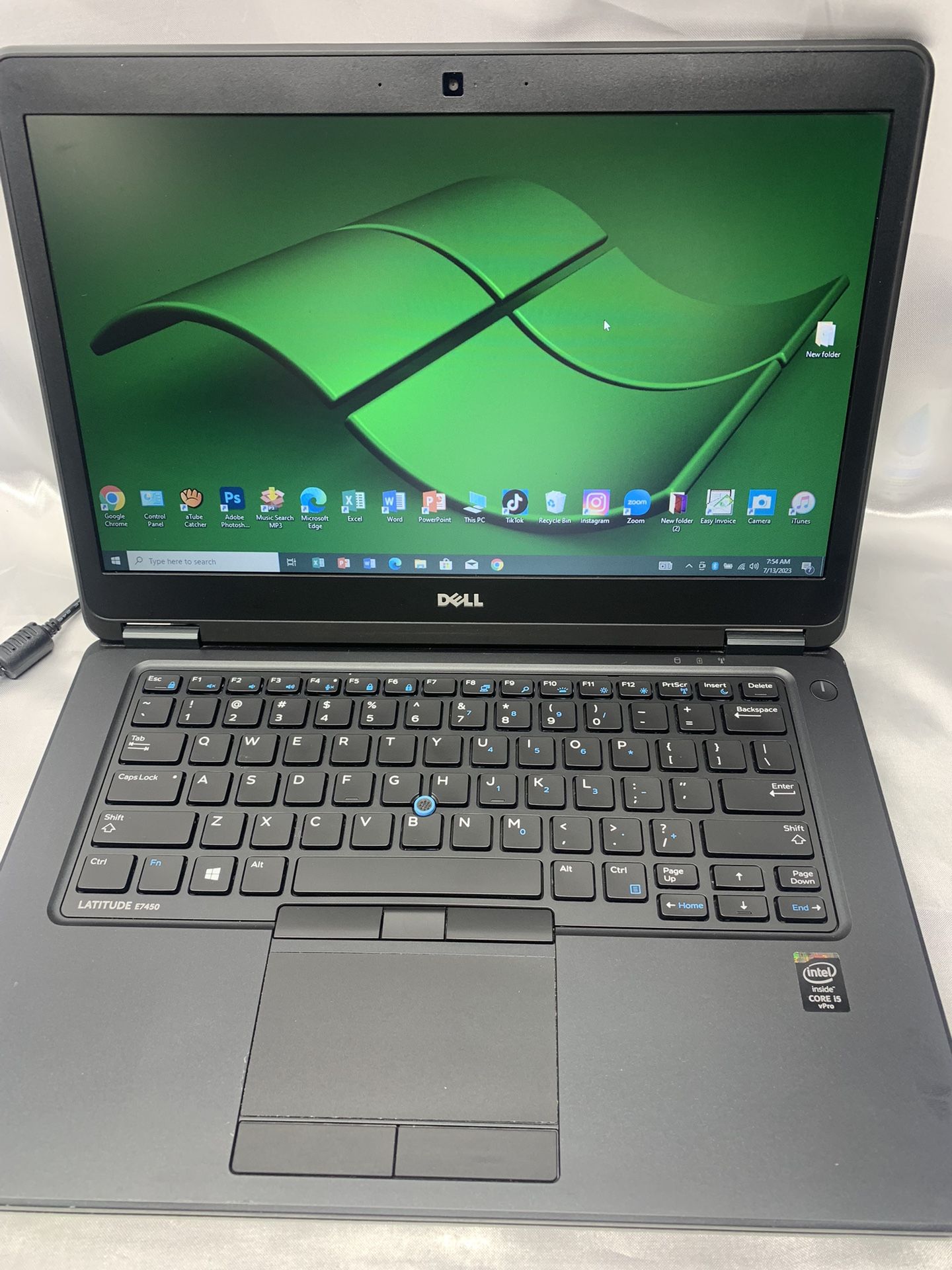 i5..i5…i5… DELL LATITUDE E-7440…5- GENERATION . .. 120.. GB SSD ( Capacity ) ..8.0 GB RAM .READY TO USED