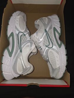 Nike V5 RNR