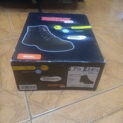 Women NEW WORK BOOTS SIZE 7.5