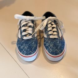 Kids Size 11 Vans 