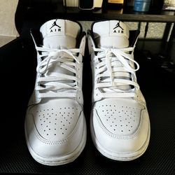 Air Jordan 1 MID Size 11 White & Black 