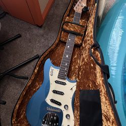 Cave And Canary Guitar And Orange Crush 60 Amp Pro