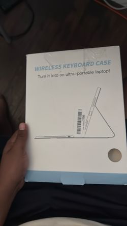 Wireless Keyboard Case(comes With Keyboard Case, USB-C Charging Cable, And User Manual)