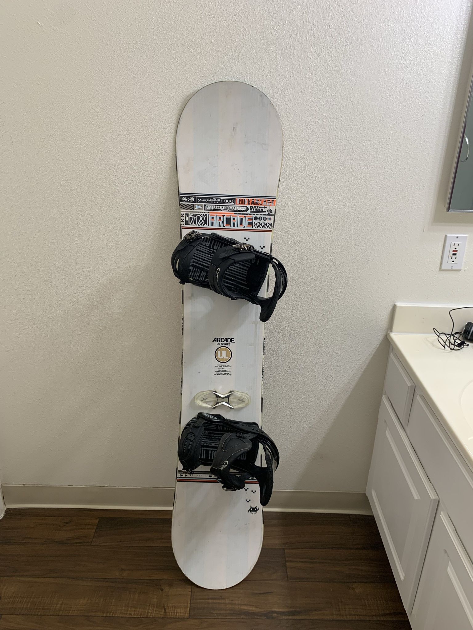 Ride Brand Snowboard Size 158 Wide Version for Sale in Costa Mesa, CA OfferUp