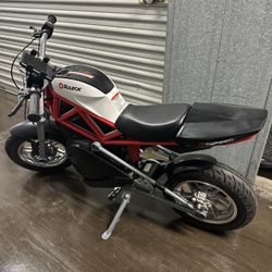Razor RSF650 Excellent Condition $750