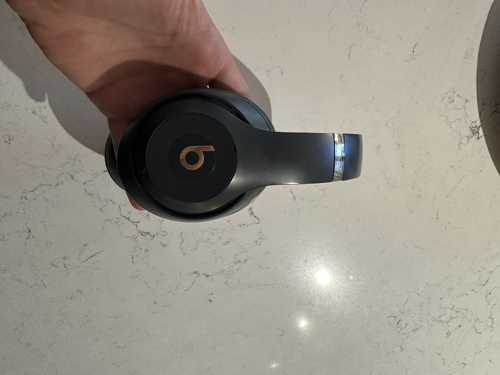 Studio Beats 3