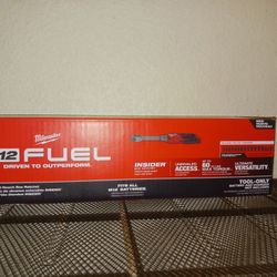 MILWAUKEE M12 FUEL INSIDER EXTENDED REACH BOX RATCHET 