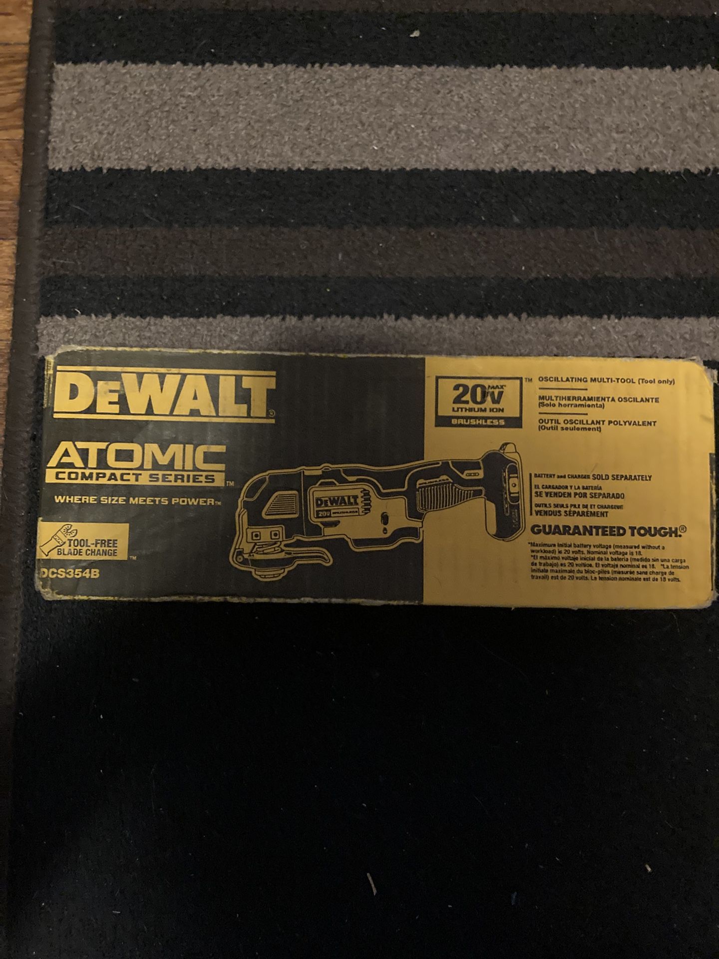 BRAND NEW Dewalt Oscillating Multi-Tool NEVER OPENED