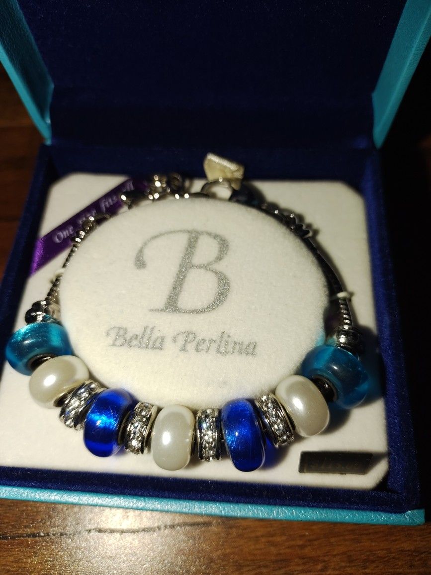 CHARM BRACELET