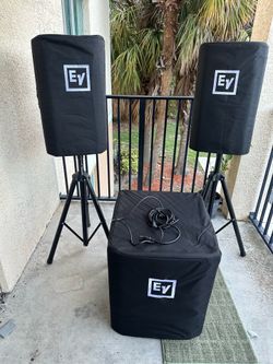 Ev Dj sound system 2 speaker zlx 12inch 1 subwoofer 18inch 3cover 3power cord 2stand firm on price