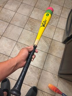 Pencil bat 27”-10 looking to trade