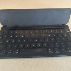 iPad Keyboard Case