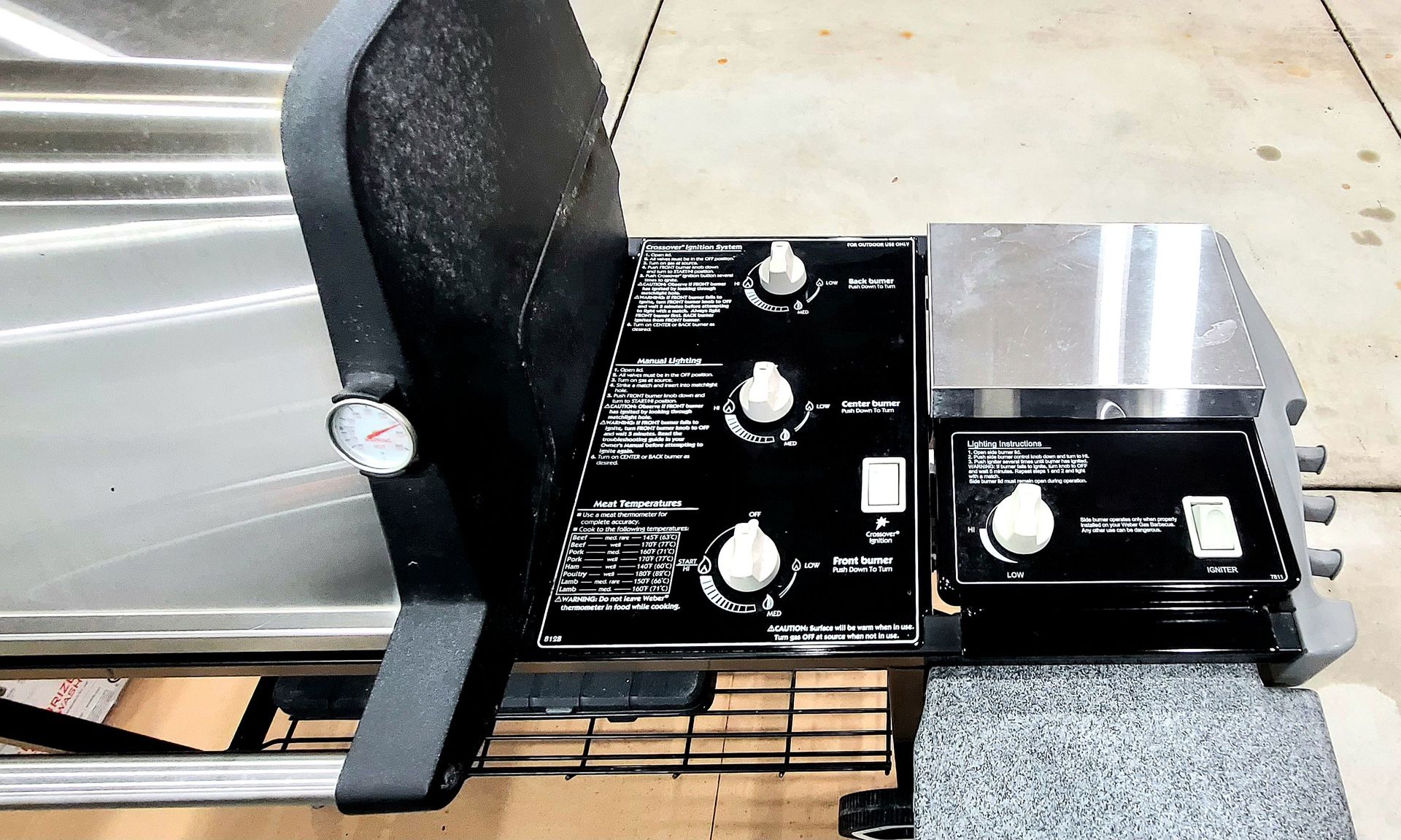 er Genesis Gold Gas Grill for Sale in Chicago, IL OfferUp