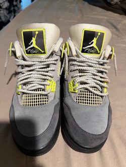 Air Jordan 4