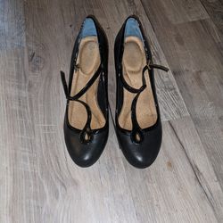Black High Heels Size 8