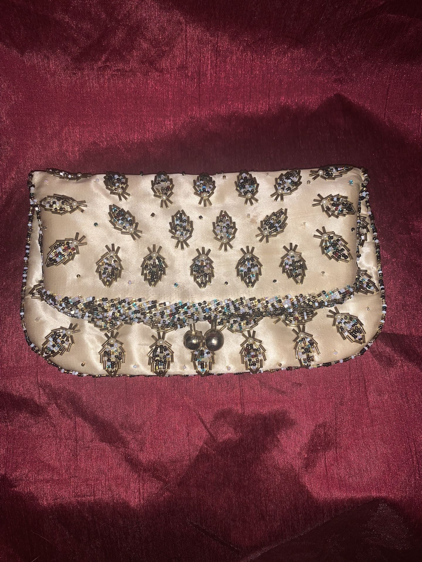 Vintage Beaded Fold over Clutch Wallet