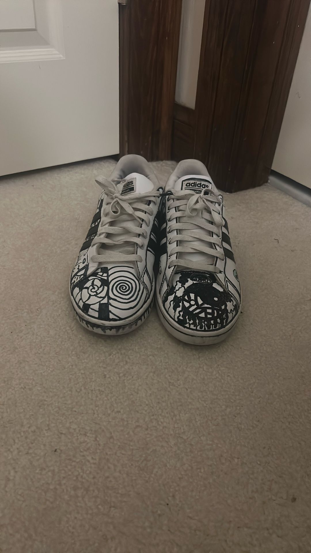 Unique Hand-Drawn Design Adidas Shell Toe Shoes Size 10.5 Used