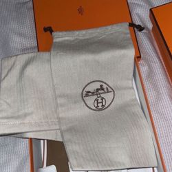 **MUST GO** Herm’s Dust Bag (2)